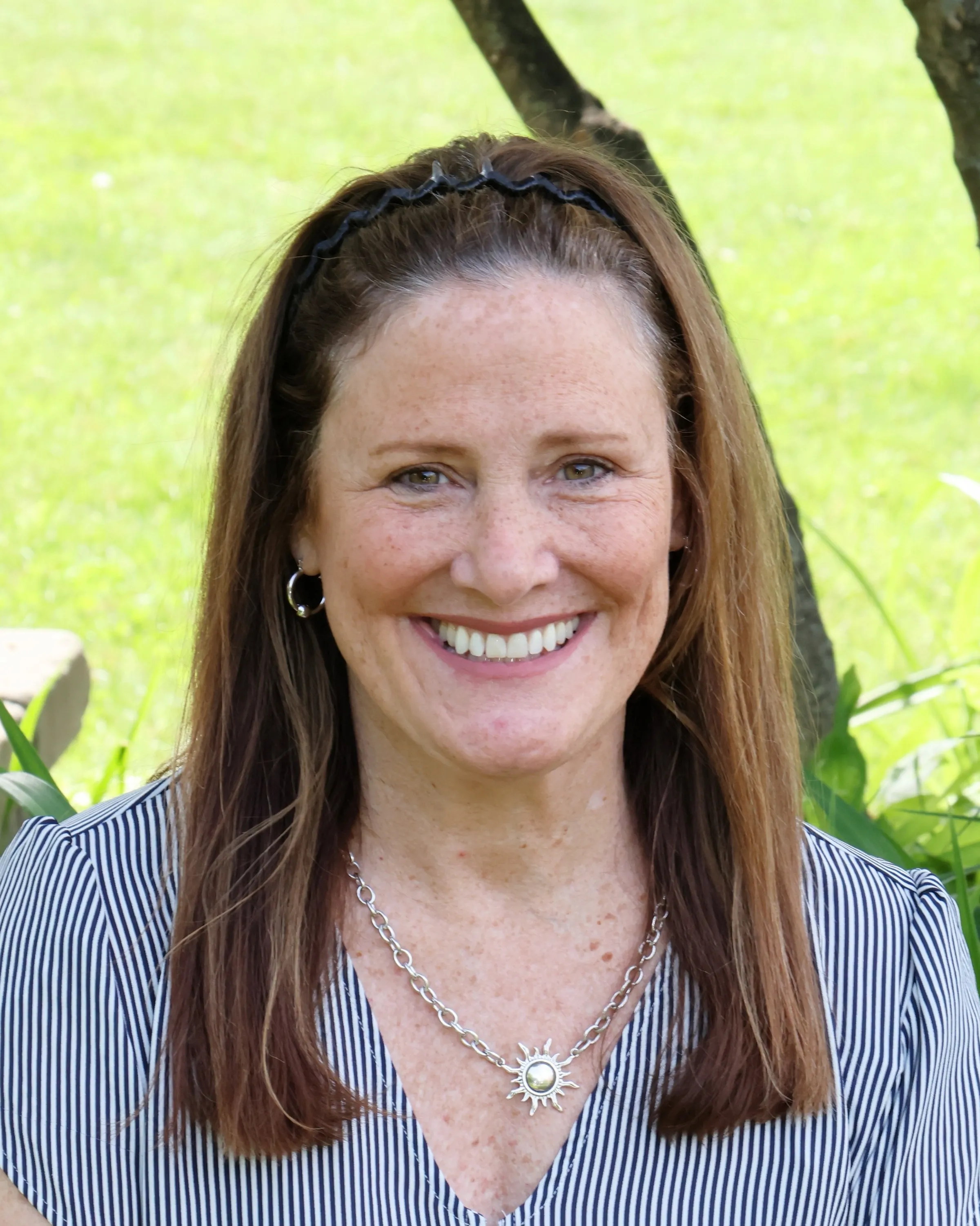 Karen, Director